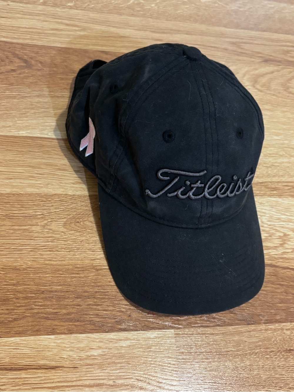 Women’s Titleist Black Baseball Hat Limited Edition Breast Cancer Awareness